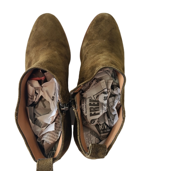 J. Crew Leather size 6 ankle boots - Picture 5 of 7